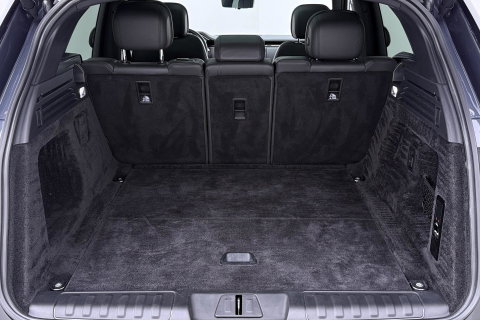 Land Rover Range Rover Sport 3.0 P440e SE | ACC | Panoramadak | Luchtvering | Trekhaak | 360° Camera | Stoel+Stuurverwarming | 22 Inch