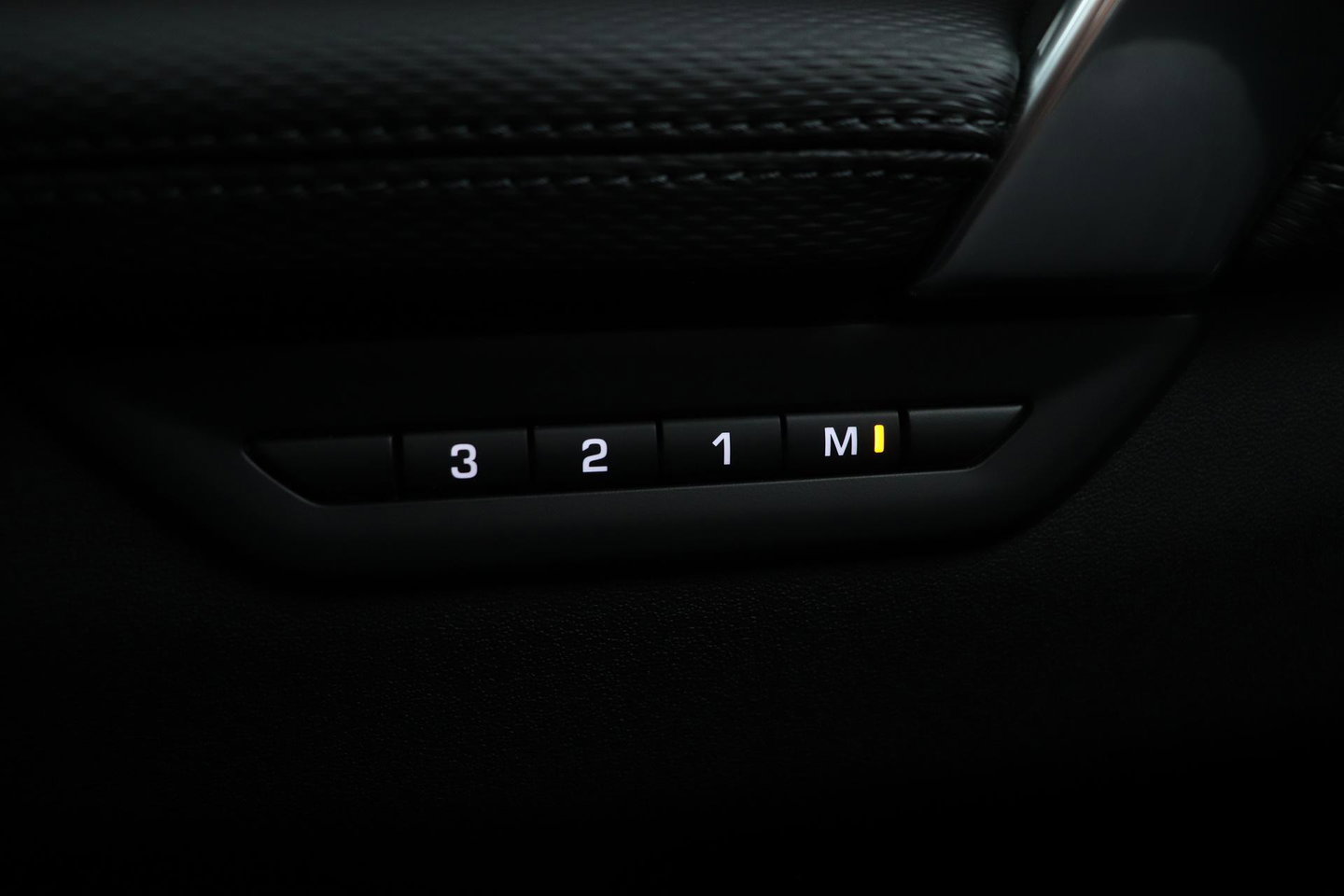 Land Rover Discovery Sport P270e PHEV Dynamic SE | Panoramadak | ACC | Camera | Trekhaak | BLIS