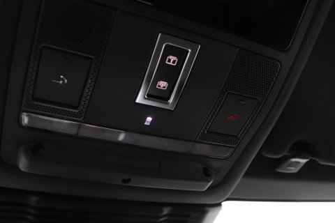 Land Rover Discovery Sport P270e PHEV Dynamic SE | Panoramadak | ACC | Camera | Trekhaak | BLIS