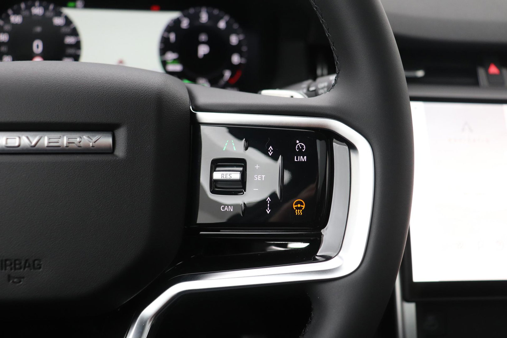 Land Rover Discovery Sport P270e PHEV Dynamic SE | Panoramadak | ACC | Camera | Trekhaak | BLIS