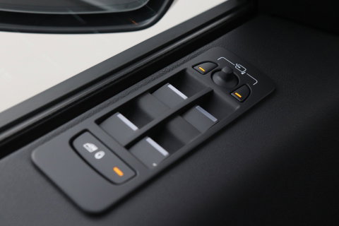 Land Rover Discovery Sport P270e PHEV Dynamic SE | Panoramadak | ACC | Camera | Trekhaak | BLIS