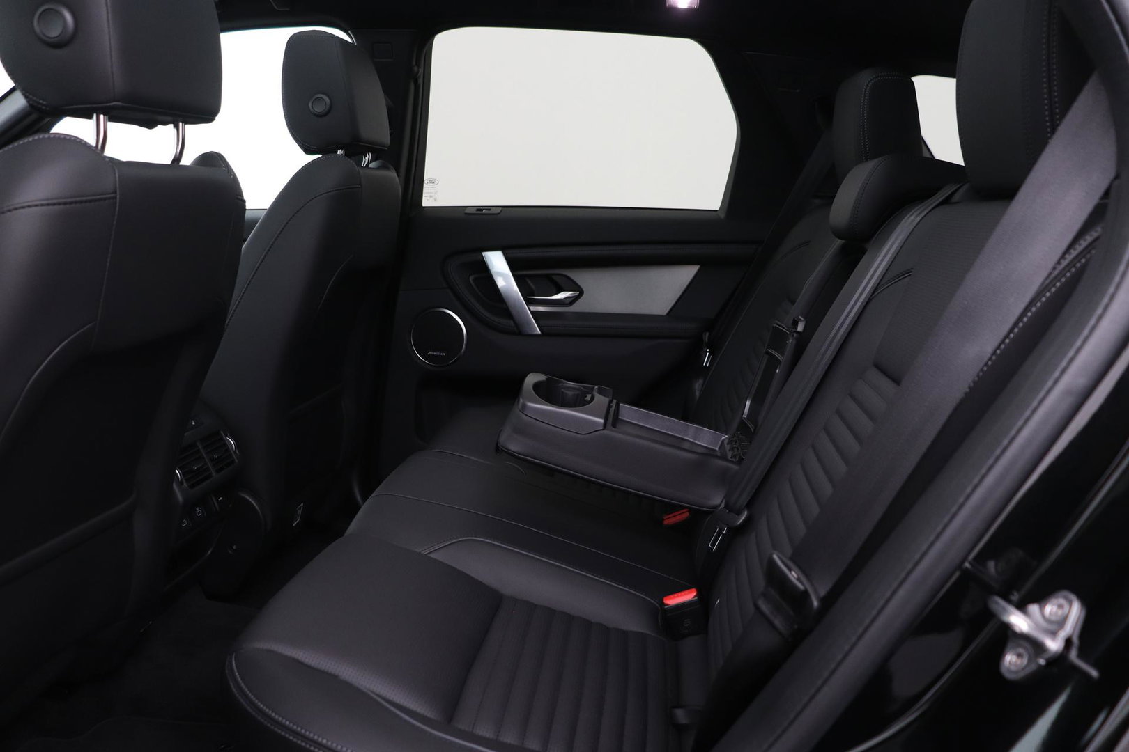 Land Rover Discovery Sport P270e PHEV Dynamic SE | Panoramadak | ACC | Camera | Trekhaak | BLIS