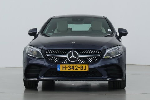 Mercedes-Benz C-Klasse Coupé 180 Premium Plus Pack | Luchtvering | Burmester | Panoramadak | 360° Camera | Memory | 19 Inch