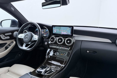 Mercedes-Benz C-Klasse Coupé 180 Premium Plus Pack | Luchtvering | Burmester | Panoramadak | 360° Camera | Memory | 19 Inch