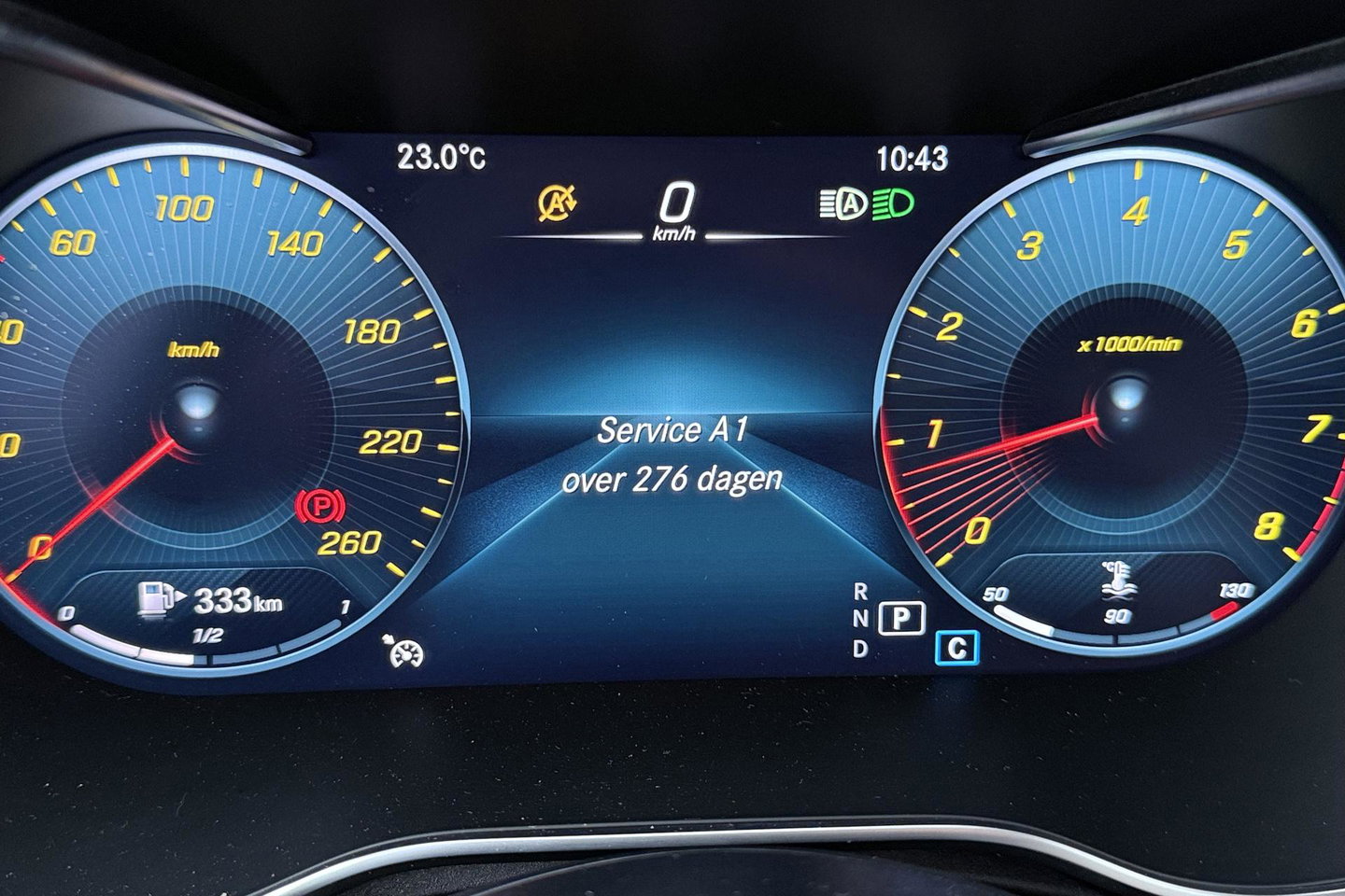 Mercedes-Benz C-Klasse Coupé 180 Premium Plus Pack | Luchtvering | Burmester | Panoramadak | 360° Camera | Memory | 19 Inch