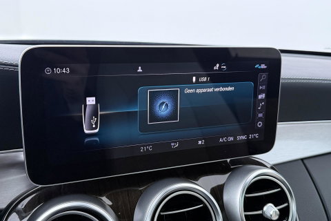 Mercedes-Benz C-Klasse Coupé 180 Premium Plus Pack | Luchtvering | Burmester | Panoramadak | 360° Camera | Memory | 19 Inch