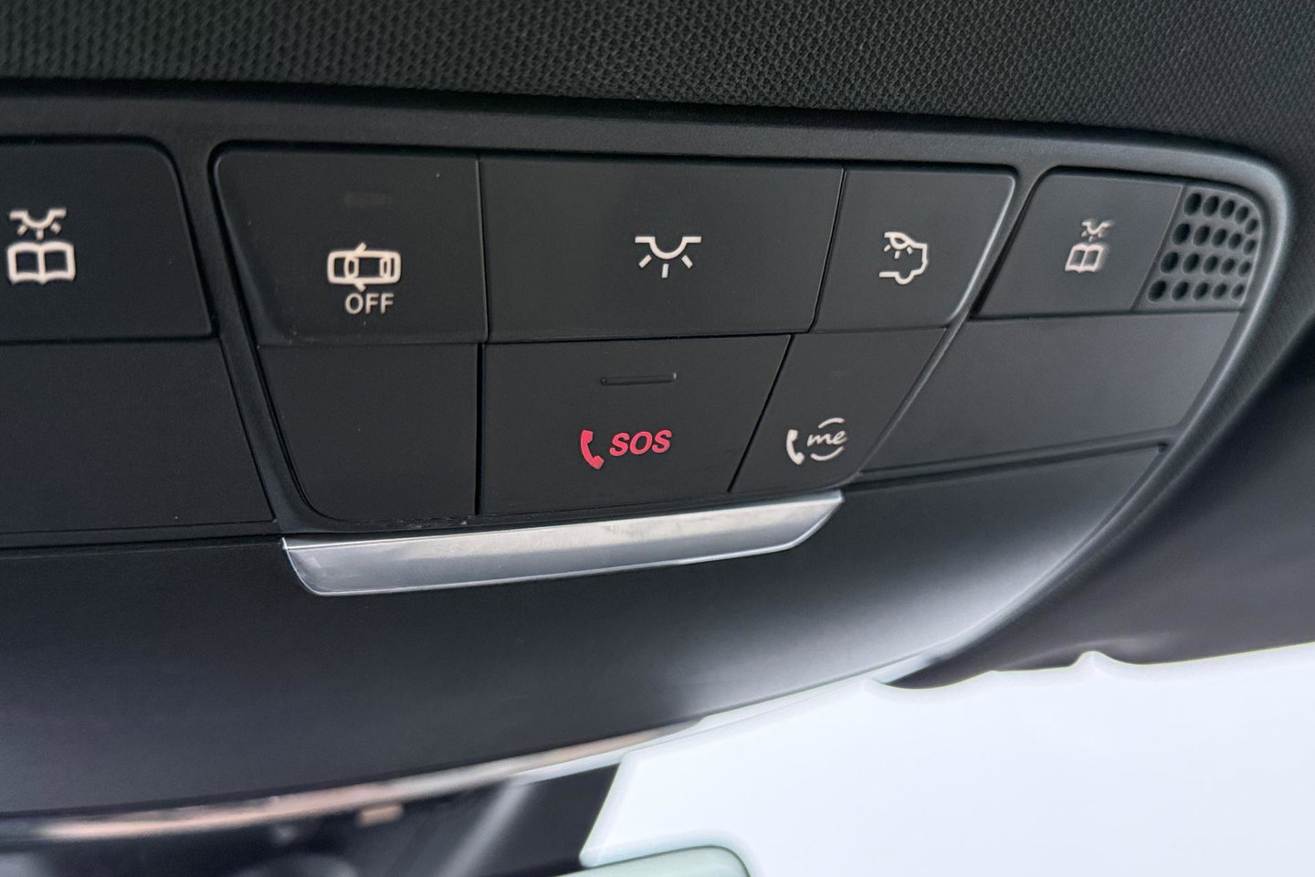 Mercedes-Benz C-Klasse Coupé 180 Premium Plus Pack | Luchtvering | Burmester | Panoramadak | 360° Camera | Memory | 19 Inch