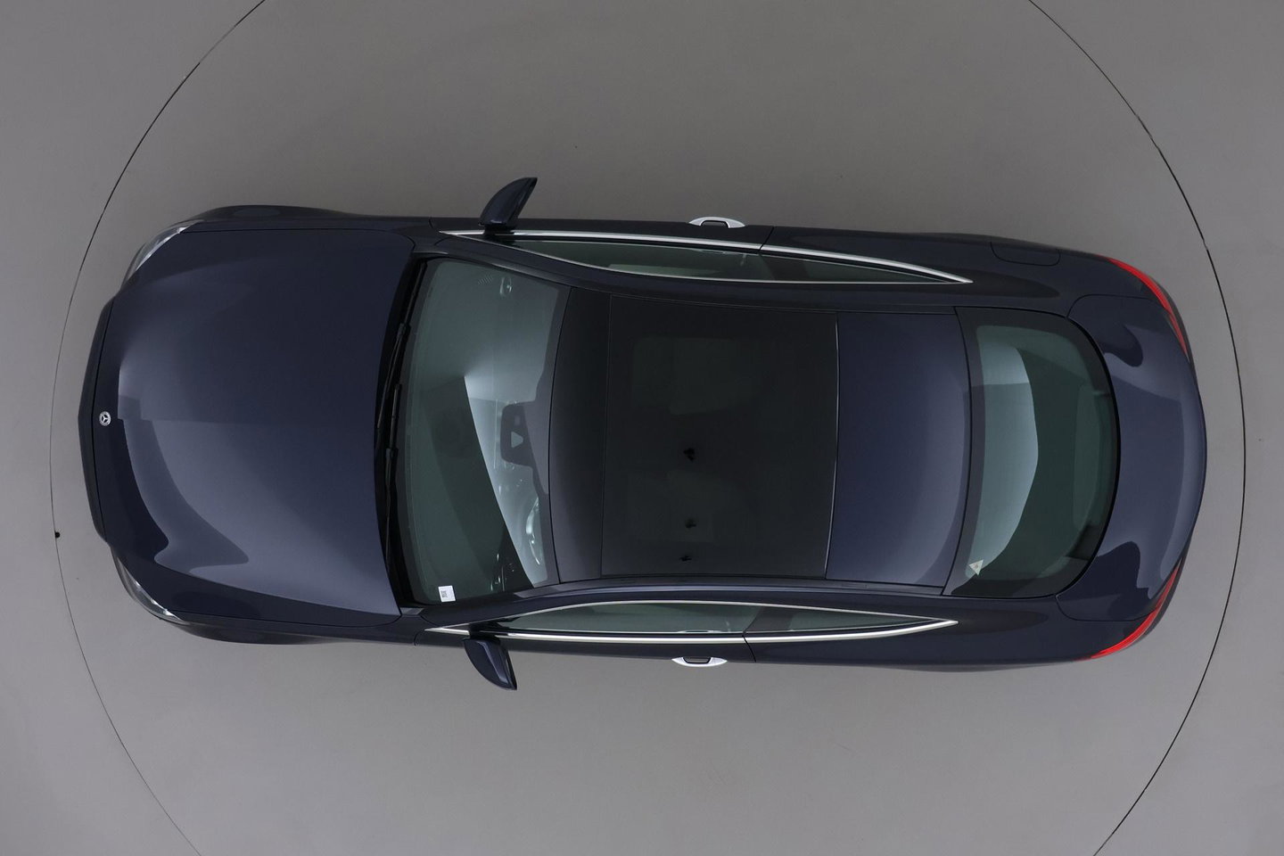 Mercedes-Benz C-Klasse Coupé 180 Premium Plus Pack | Luchtvering | Burmester | Panoramadak | 360° Camera | Memory | 19 Inch