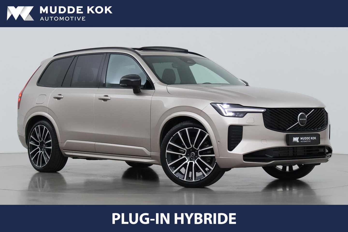 Volvo XC90 T8 Plug-in hybrid Ultra Dark | Bowers&Wilkins | Luchtvering | Massage | 22 Inch | Trekhaak | Head-Up