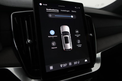 Volvo XC90 T8 Plug-in hybrid Ultra Dark | Bowers&Wilkins | Luchtvering | Massage | 22 Inch | Trekhaak | Head-Up