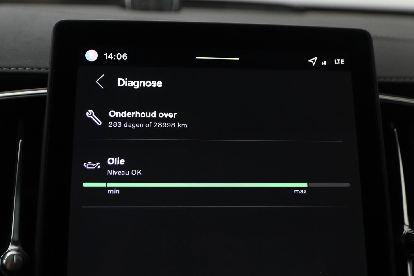 Volvo XC90 T8 Plug-in hybrid Ultra Dark | Bowers&Wilkins | Luchtvering | Massage | 22 Inch | Trekhaak | Head-Up