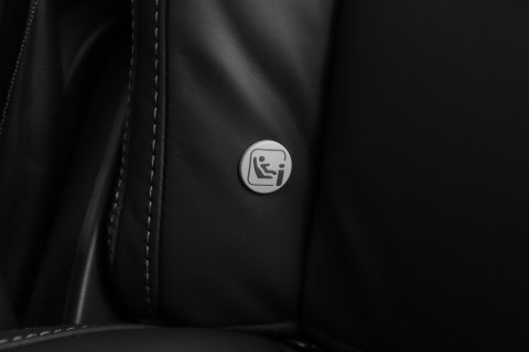 Volvo XC90 T8 Plug-in hybrid Ultra Dark | Bowers&Wilkins | Luchtvering | Massage | 22 Inch | Trekhaak | Head-Up