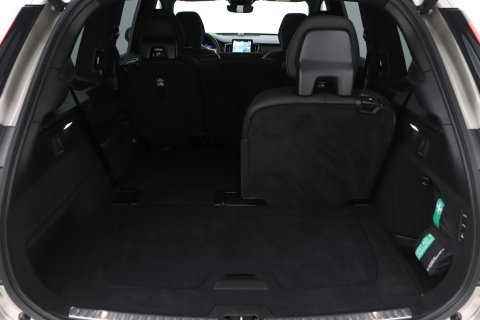 Volvo XC90 T8 Plug-in hybrid Ultra Dark | Bowers&Wilkins | Luchtvering | Massage | 22 Inch | Trekhaak | Head-Up