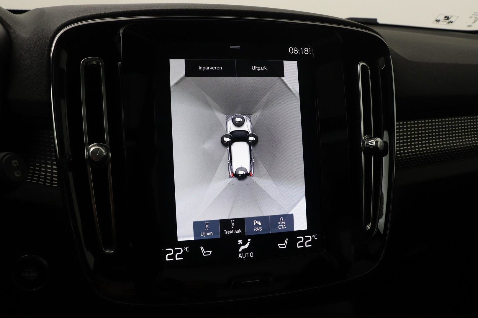 Volvo XC40 T5 Recharge R-Design | Panoramadak | 360° Camera | harman/kardon | Trekhaak