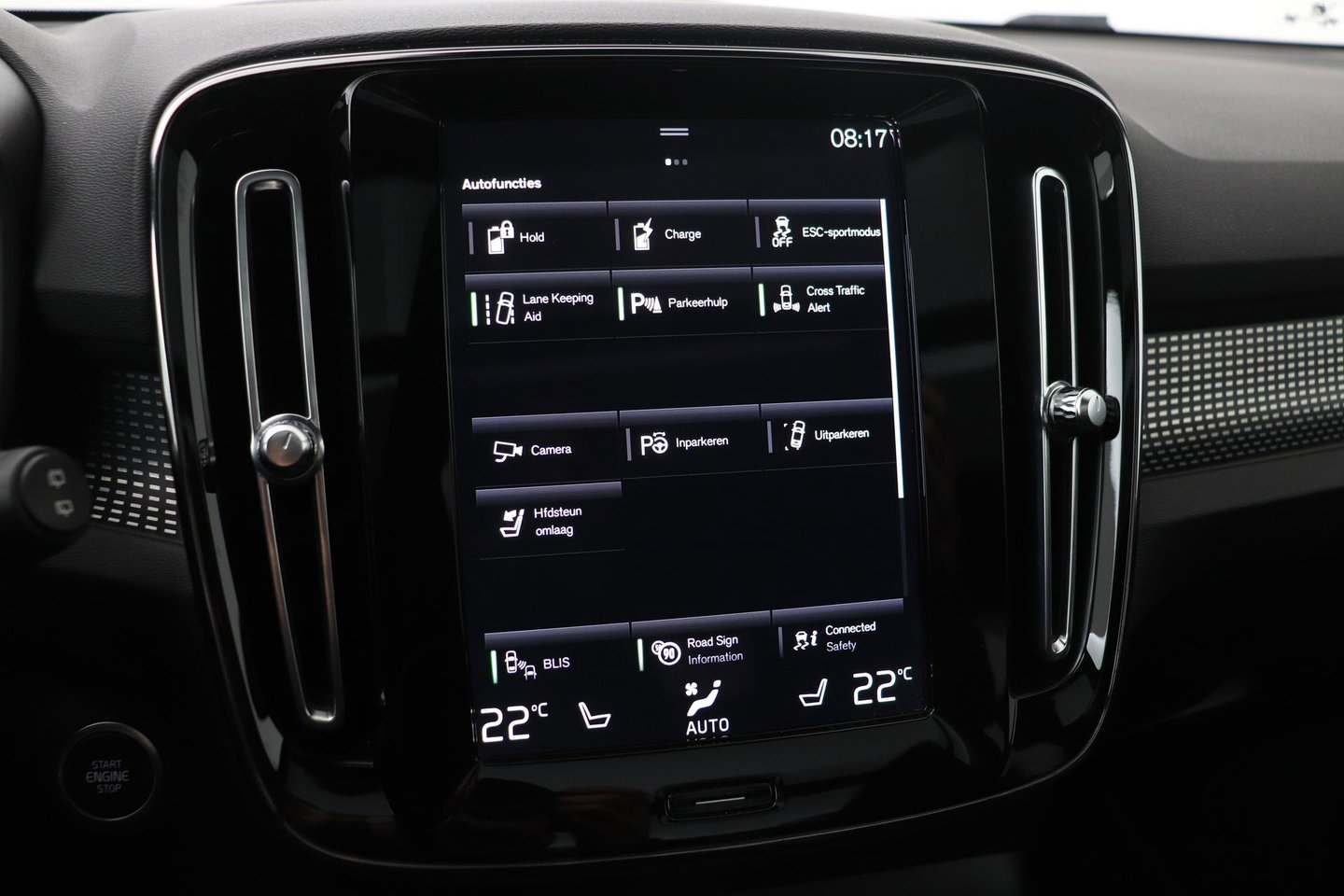Volvo XC40 T5 Recharge R-Design | Panoramadak | 360° Camera | harman/kardon | Trekhaak