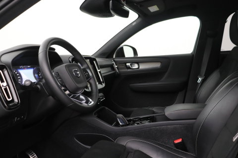 Volvo XC40 T5 Recharge R-Design | Panoramadak | 360° Camera | harman/kardon | Trekhaak
