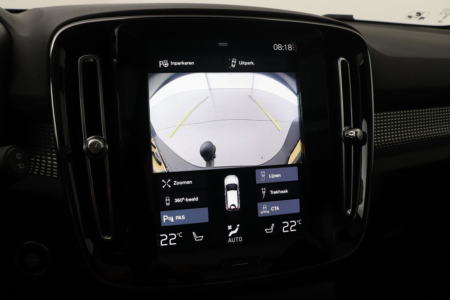 Volvo XC40 T5 Recharge R-Design | Panoramadak | 360° Camera | harman/kardon | Trekhaak