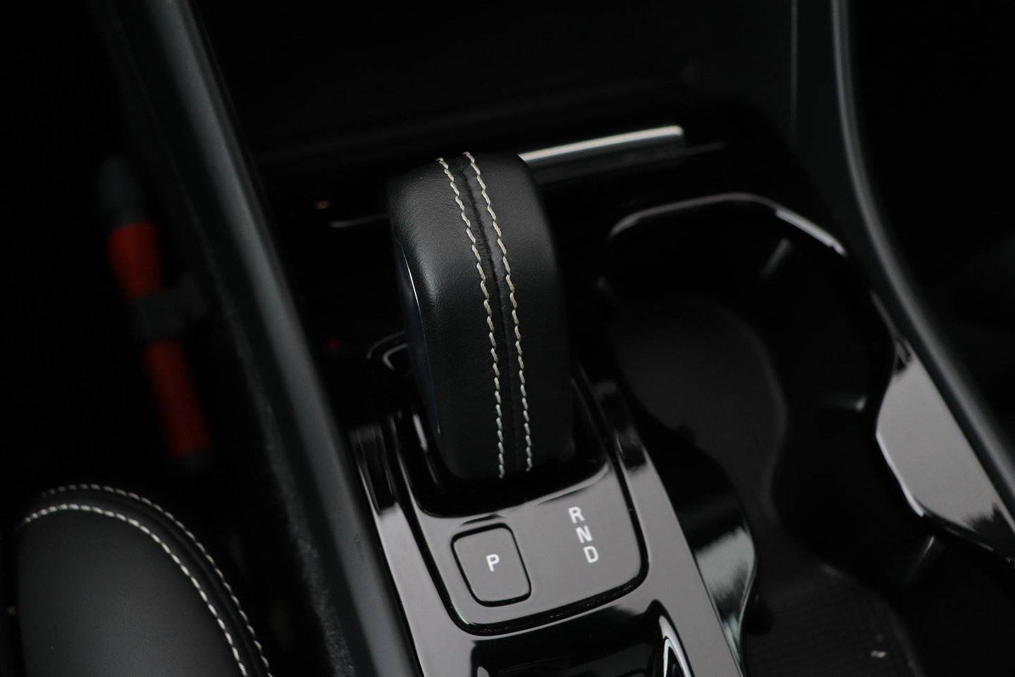 Volvo XC40 T5 Recharge R-Design | Panoramadak | 360° Camera | harman/kardon | Trekhaak