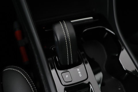 Volvo XC40 T5 Recharge R-Design | Panoramadak | 360° Camera | harman/kardon | Trekhaak