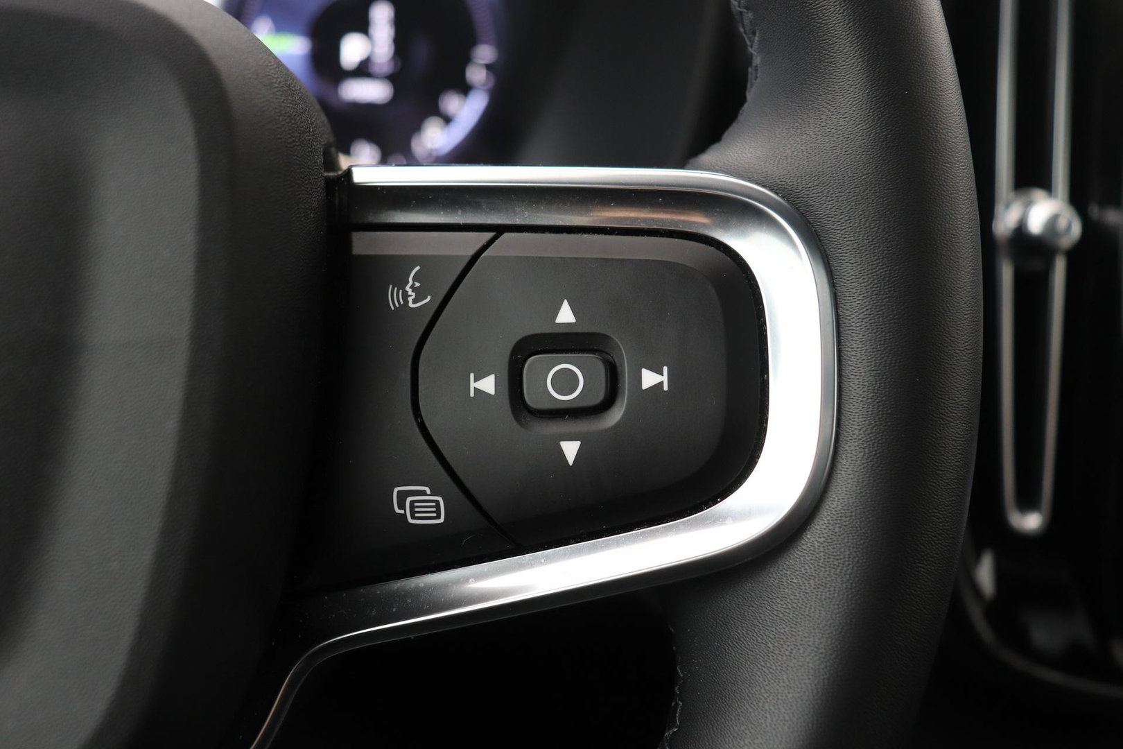 Volvo XC40 T5 Recharge R-Design | Panoramadak | 360° Camera | harman/kardon | Trekhaak