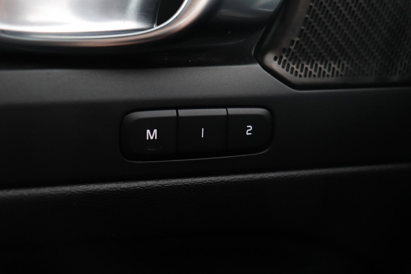 Volvo XC40 T5 Recharge R-Design | Panoramadak | 360° Camera | harman/kardon | Trekhaak
