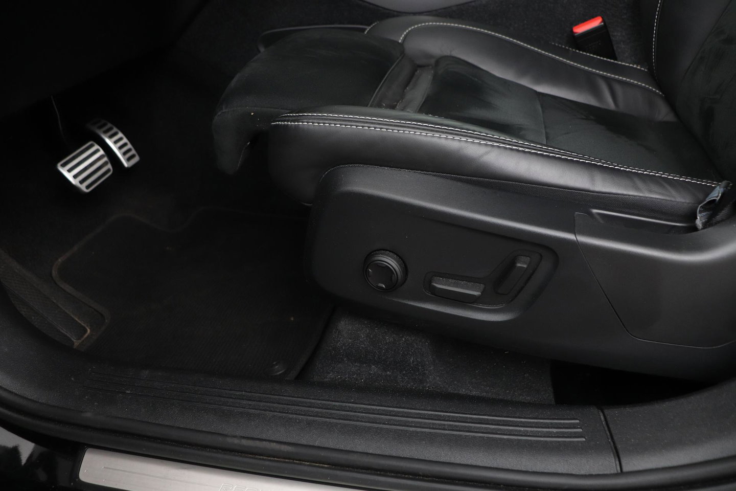 Volvo XC40 T5 Recharge R-Design | Panoramadak | 360° Camera | harman/kardon | Trekhaak
