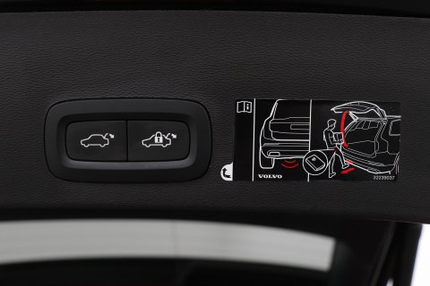 Volvo XC40 T5 Recharge R-Design | Panoramadak | 360° Camera | harman/kardon | Trekhaak