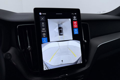 Volvo XC60 T8 Plug-in hybrid Plus Black Edition | ACC | Panoramdak | Head-Up | Trekhaak | Harman/Kardon | 360° Camera | 21 Inch