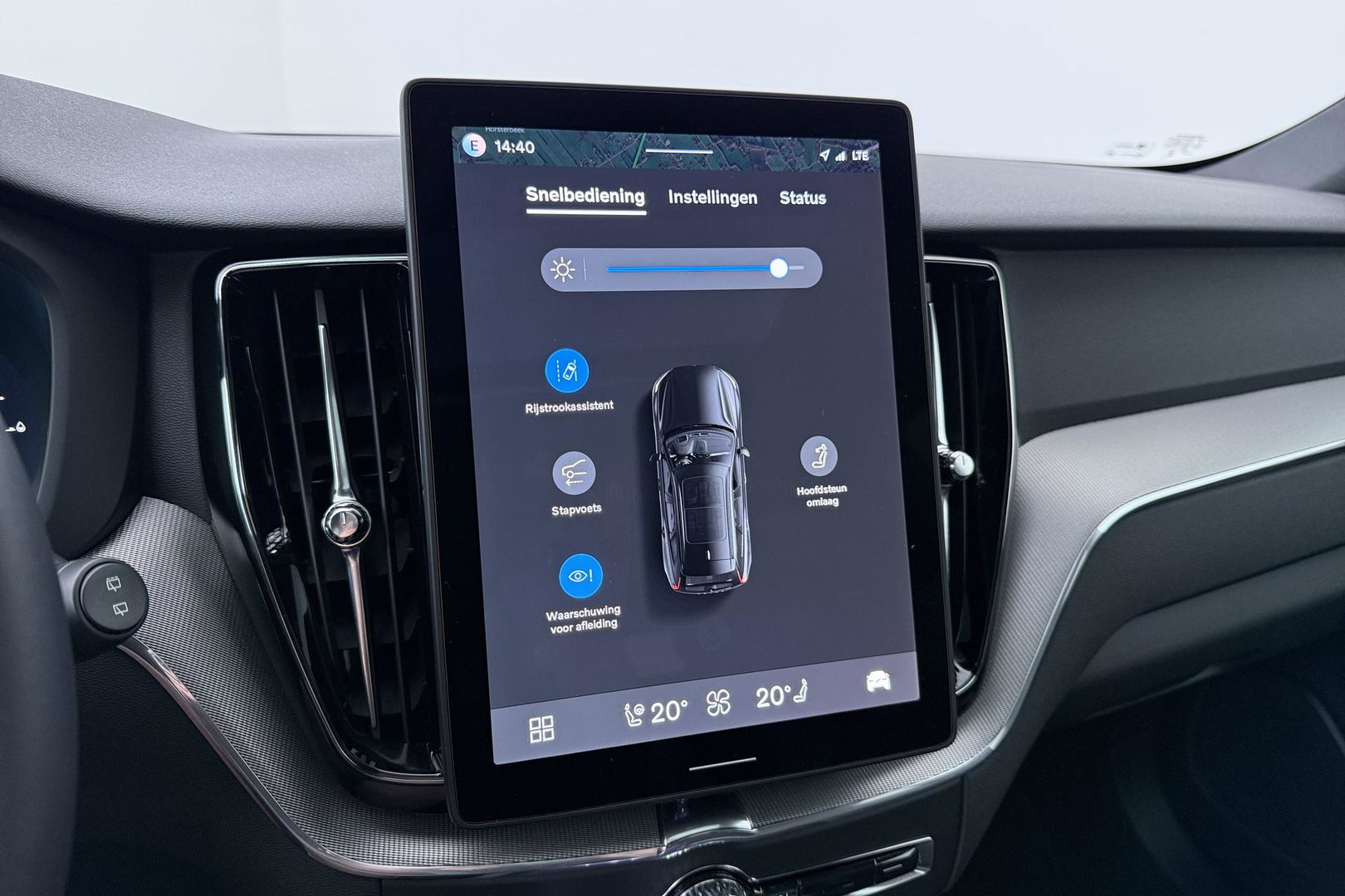 Volvo XC60 T8 Plug-in hybrid Plus Black Edition | ACC | Panoramdak | Head-Up | Trekhaak | Harman/Kardon | 360° Camera | 21 Inch