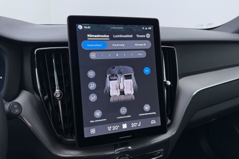 Volvo XC60 T8 Plug-in hybrid Plus Black Edition | ACC | Panoramdak | Head-Up | Trekhaak | Harman/Kardon | 360° Camera | 21 Inch