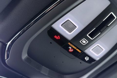 Volvo XC60 T8 Plug-in hybrid Plus Black Edition | ACC | Panoramdak | Head-Up | Trekhaak | Harman/Kardon | 360° Camera | 21 Inch