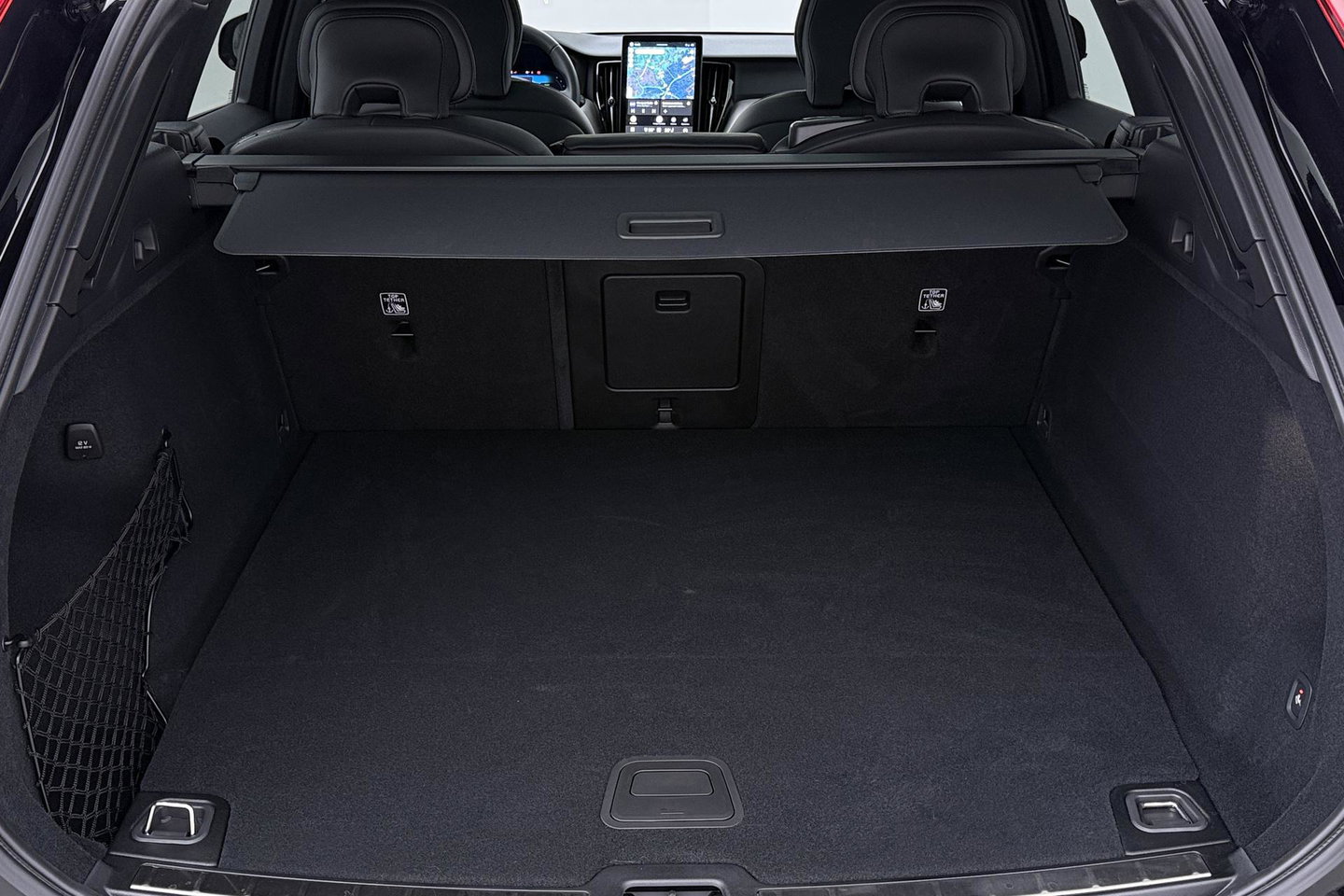 Volvo XC60 T8 Plug-in hybrid Plus Black Edition | ACC | Panoramdak | Head-Up | Trekhaak | Harman/Kardon | 360° Camera | 21 Inch