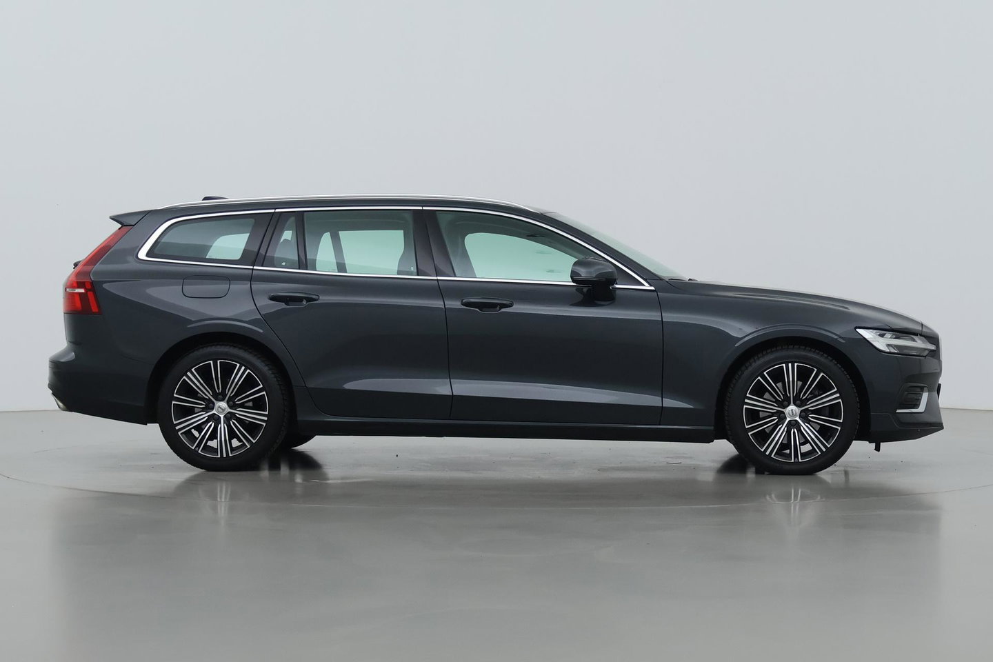 Volvo V60 2.0 T4 Inscription | ACC | Harman/Kardon | Camera | Stoelverwarming | Memory | Leder | BLIS