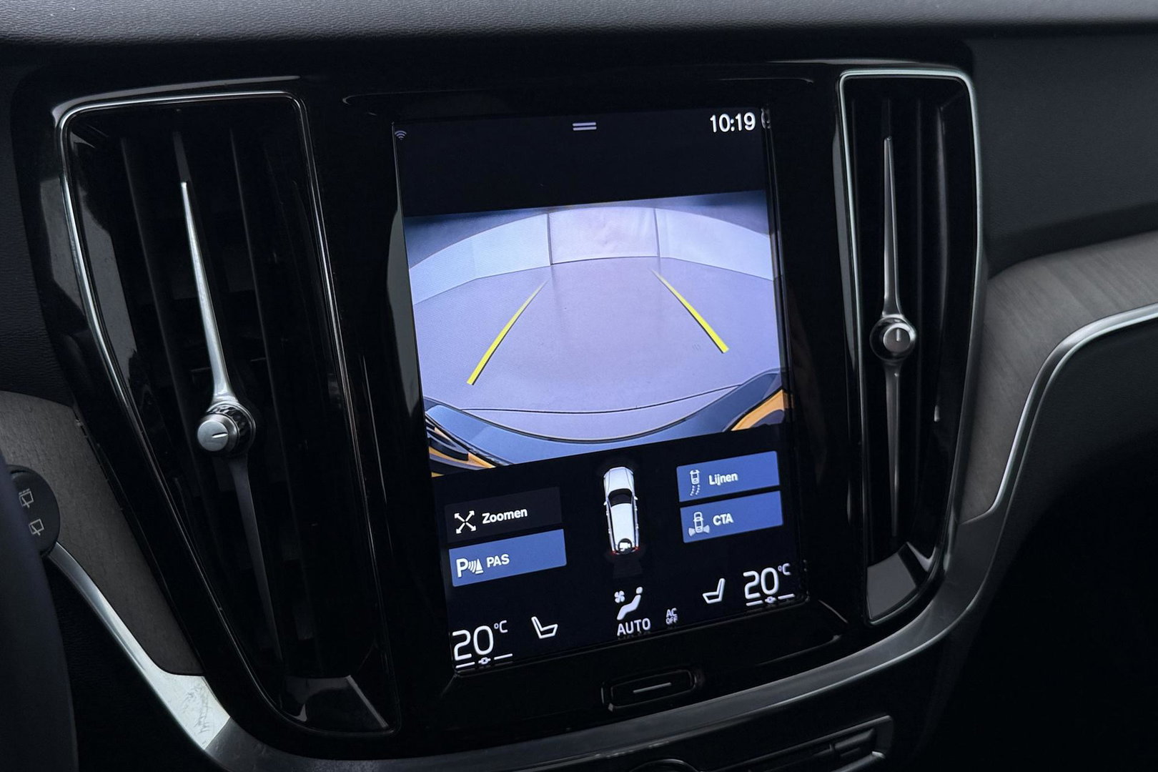 Volvo V60 2.0 T4 Inscription | ACC | Harman/Kardon | Camera | Stoelverwarming | Memory | Leder | BLIS