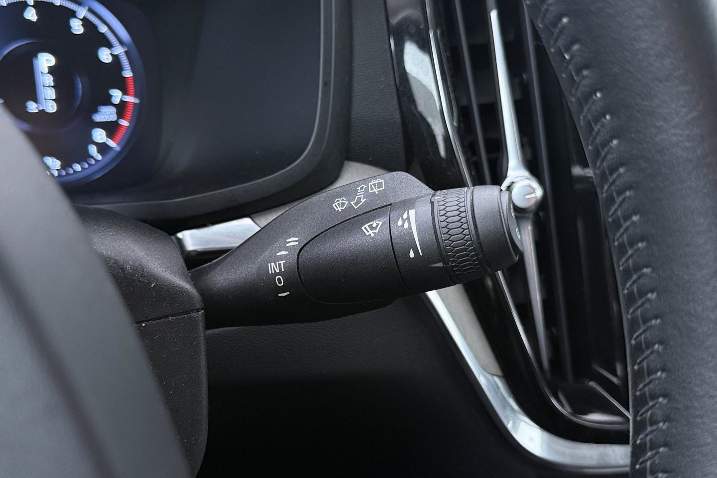 Volvo V60 2.0 T4 Inscription | ACC | Harman/Kardon | Camera | Stoelverwarming | Memory | Leder | BLIS