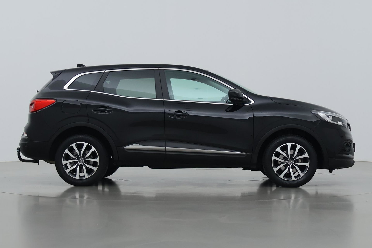 Renault Kadjar 1.3 TCe Limited | Trekhaak | Automaat | Camera | Stoelverwarming | Dodehoekdetectie | Keyless