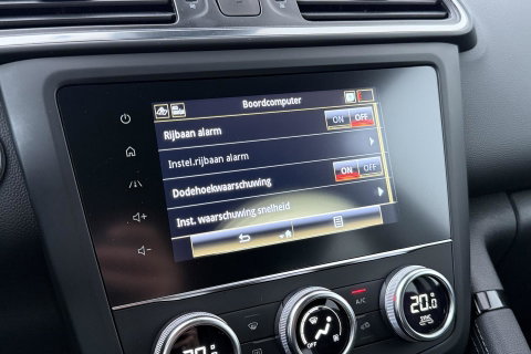 Renault Kadjar 1.3 TCe Limited | Trekhaak | Automaat | Camera | Stoelverwarming | Dodehoekdetectie | Keyless