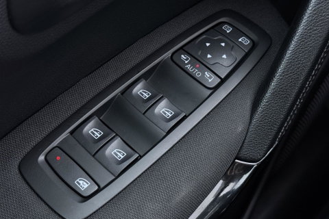 Renault Kadjar 1.3 TCe Limited | Trekhaak | Automaat | Camera | Stoelverwarming | Dodehoekdetectie | Keyless