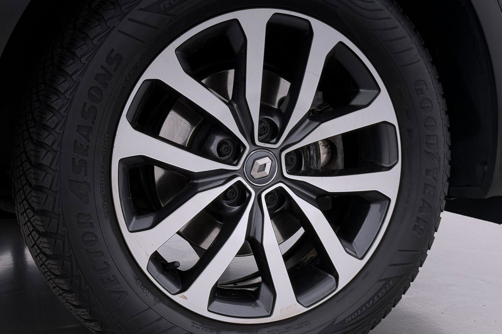 Renault Kadjar 1.3 TCe Limited | Trekhaak | Automaat | Camera | Stoelverwarming | Dodehoekdetectie | Keyless