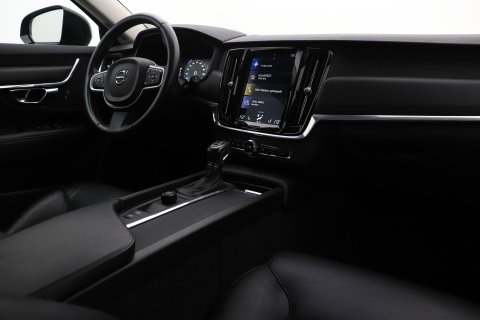 Volvo V90 2.0 T4 Momentum | ACC | Trekhaak | Camera | BLIS | Kinderzitjes | Stoelverwarming | 18 Inch