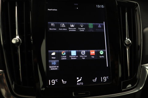 Volvo V90 2.0 T4 Momentum | ACC | Trekhaak | Camera | BLIS | Kinderzitjes | Stoelverwarming | 18 Inch
