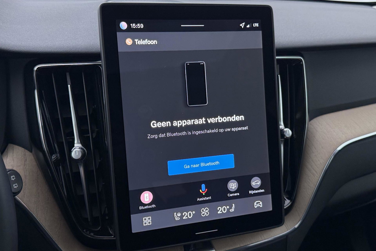 Volvo XC60 2.0 T8 Plug-in hybrid AWD Plus Dark | ACC | Panoramadak | Head-Up | Harman/Kardon | 360° Camera | BLIS