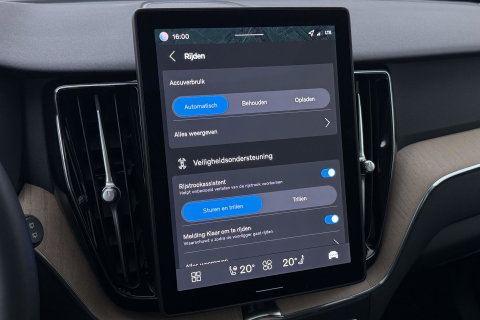 Volvo XC60 2.0 T8 Plug-in hybrid AWD Plus Dark | ACC | Panoramadak | Head-Up | Harman/Kardon | 360° Camera | BLIS