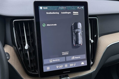 Volvo XC60 2.0 T8 Plug-in hybrid AWD Plus Dark | ACC | Panoramadak | Head-Up | Harman/Kardon | 360° Camera | BLIS