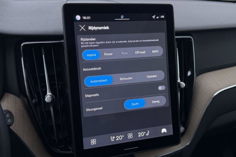 Volvo XC60 2.0 T8 Plug-in hybrid AWD Plus Dark | ACC | Panoramadak | Head-Up | Harman/Kardon | 360° Camera | BLIS