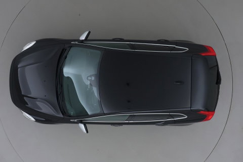 Volvo V40 2.0 T4 R-Design | Trekhaak | Stoelverwarming | Getint Glas | 17 Inch