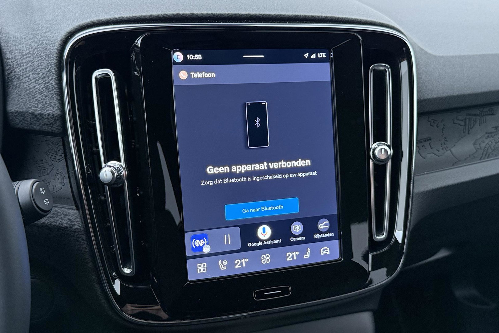 Volvo EX40 Single Motor Extended Range Plus 82 kWh | ACC | 360° Camera | Stoel+Stuurverwarming | Harman/Kardon | BLIS | Keyless