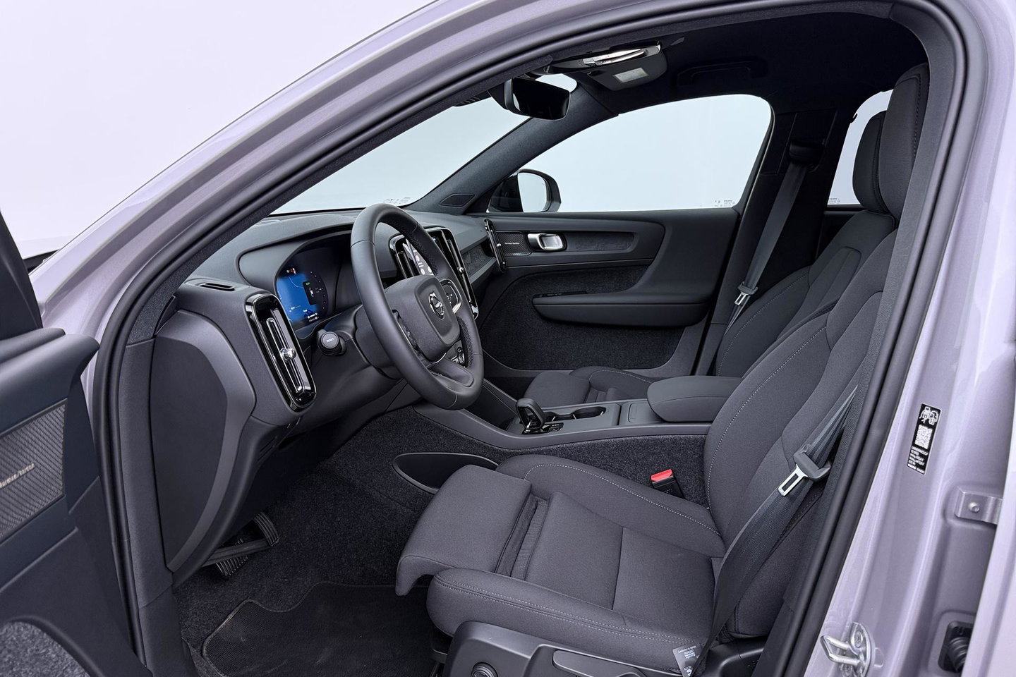 Volvo EX40 Single Motor Extended Range Plus 82 kWh | ACC | 360° Camera | Stoel+Stuurverwarming | Harman/Kardon | BLIS | Keyless