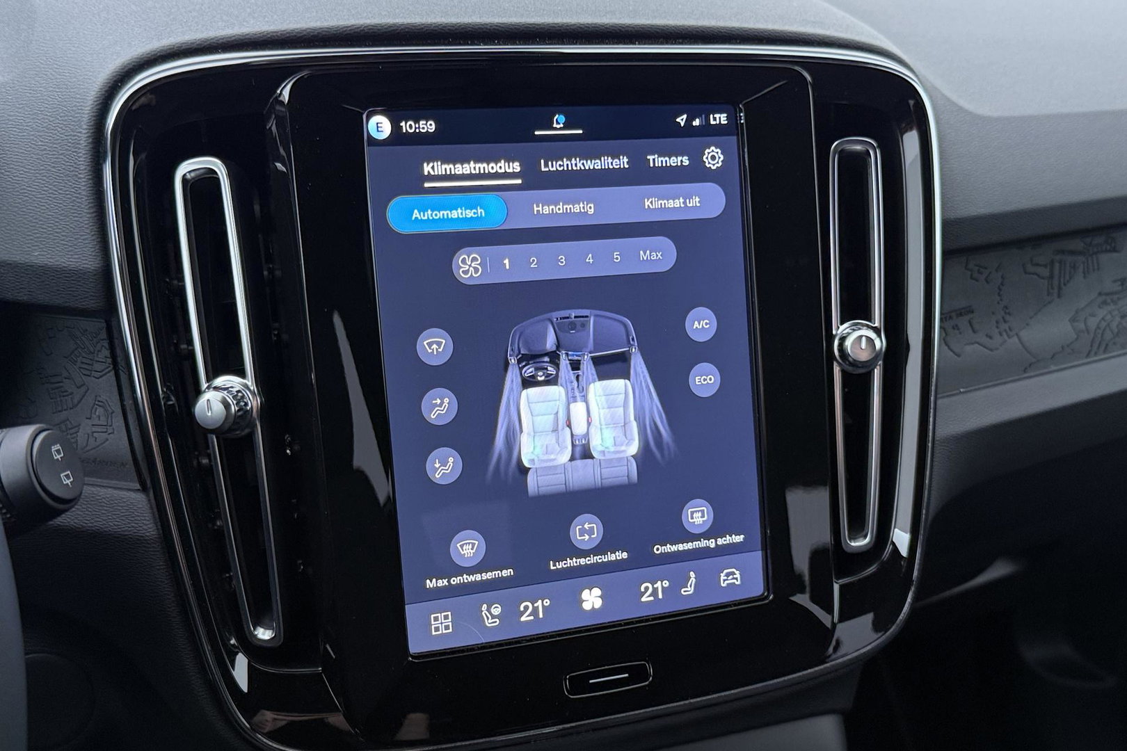 Volvo EX40 Single Motor Extended Range Plus 82 kWh | ACC | 360° Camera | Stoel+Stuurverwarming | Harman/Kardon | BLIS | Keyless