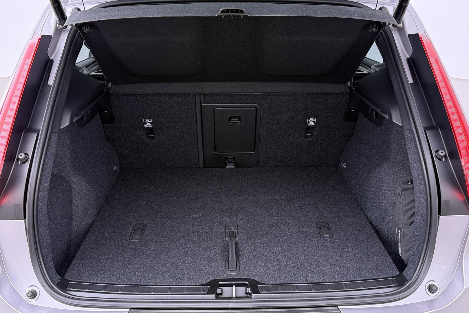 Volvo EX40 Single Motor Extended Range Plus 82 kWh | ACC | 360° Camera | Stoel+Stuurverwarming | Harman/Kardon | BLIS | Keyless